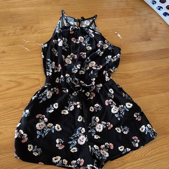 halter top romper - Picture 2 of 3